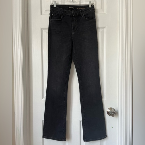 Massimo Dutti Mid Rise Boot Cut Stretchy Fit black denim jeans size 4 - Picture 1 of 7